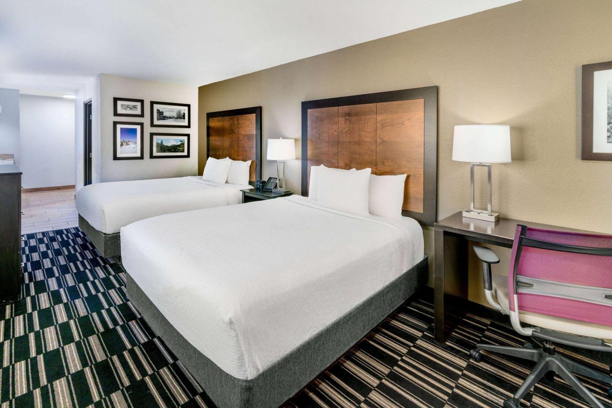La Quinta Inn By Wyndham Steamboat Springs Exterior photo